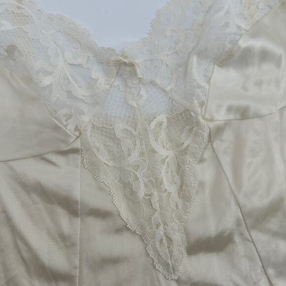 SEARS Vintage Lingerie Cami Womens 32 Union Made Lace Trim Camisole Slip Top - Picture 2 of 6